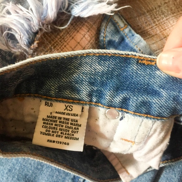 RUNWAYDREAMZ Denim Jean Shorts Size XS Ozzy - Picture 4 of 4